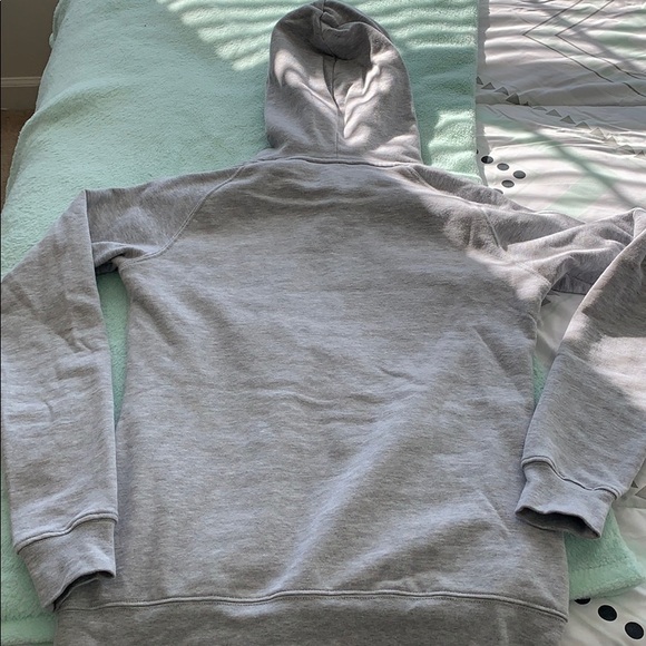 North face hoodie - Picture 4 of 4